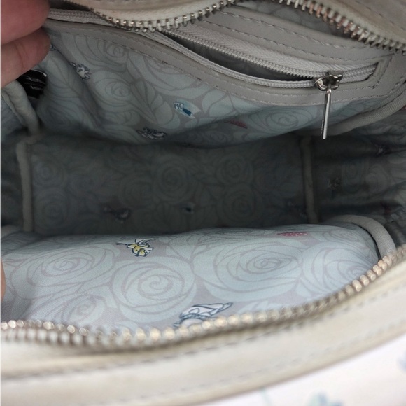 Disney Loungefly White Alice in Wonderland Backpack - Picture 5 of 7